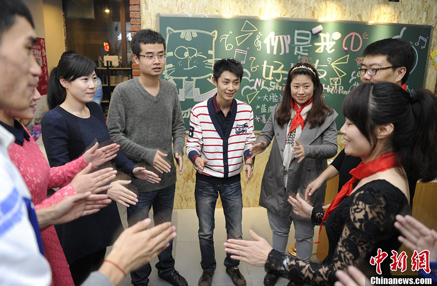 欧冠-卢卡库双响贝尔纳特破门 巴黎半场1-2曼联:xiongmao体育(图3) panda sports